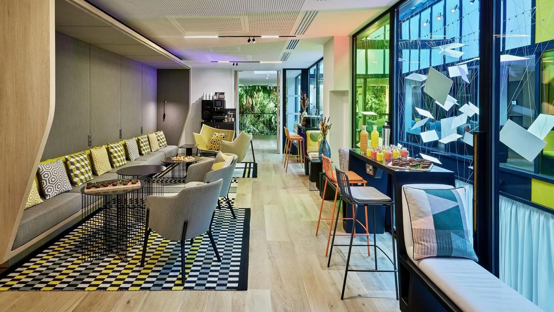 Courtyard By Marriott Paris Gare De Lyon Hotel