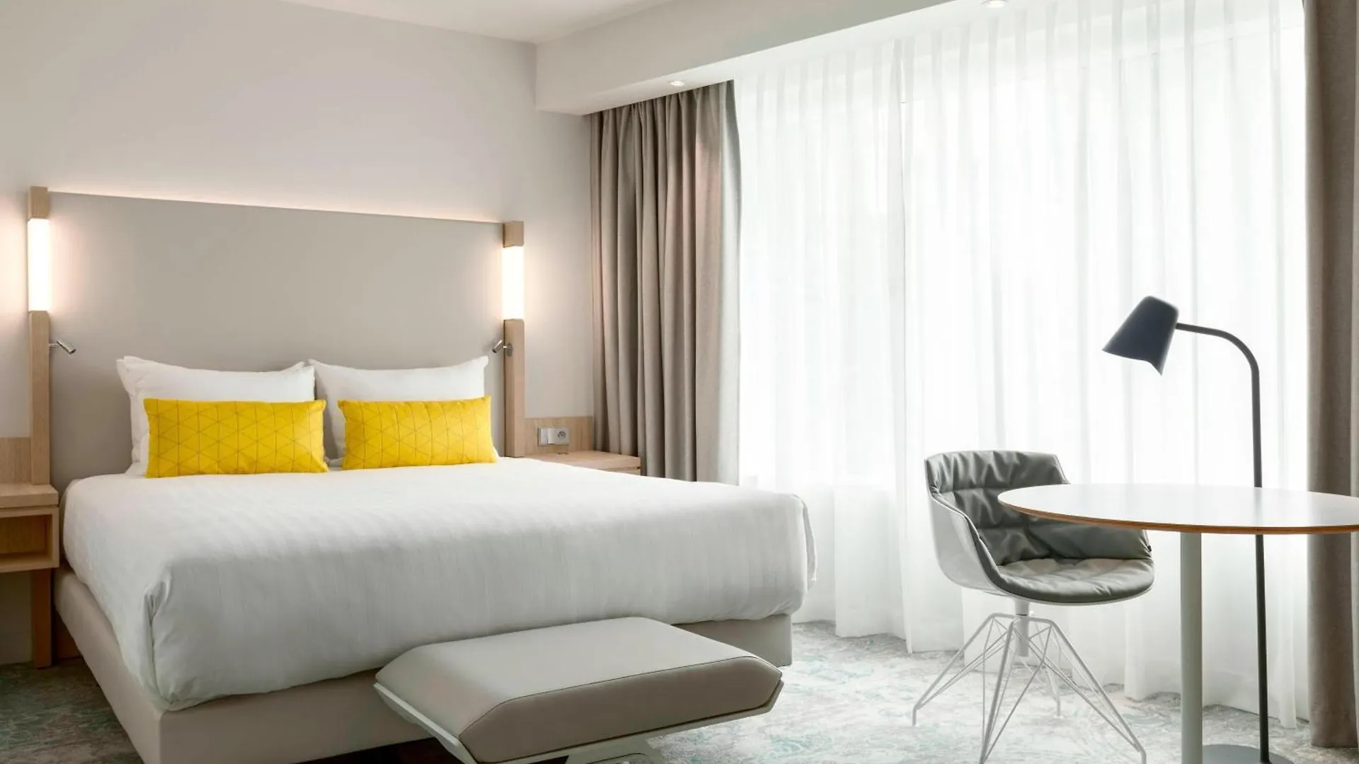 Courtyard By Marriott Paris Gare De Lyon Hotel