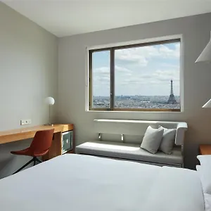 Hyatt Regency Etoile מלון