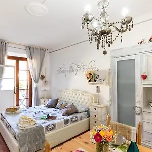 La Bomboniera Chic Di Appartamento Pietrasanta