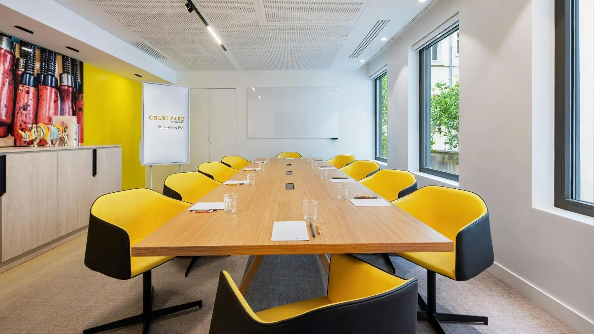 Courtyard By Marriott Paris Gare De Lyon Otel 4*,  Fransa