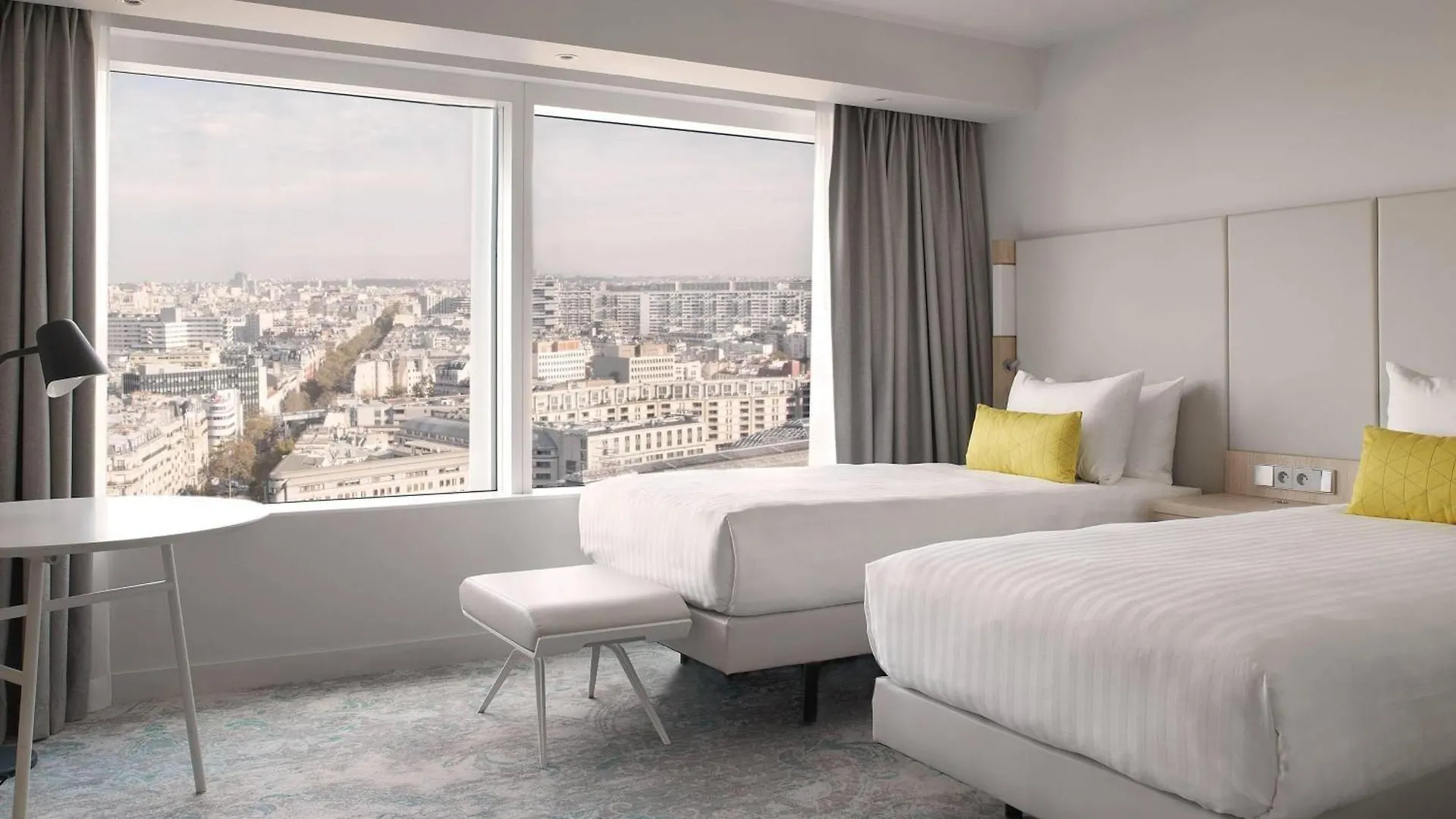 מלון Courtyard By Marriott Paris Gare De Lyon