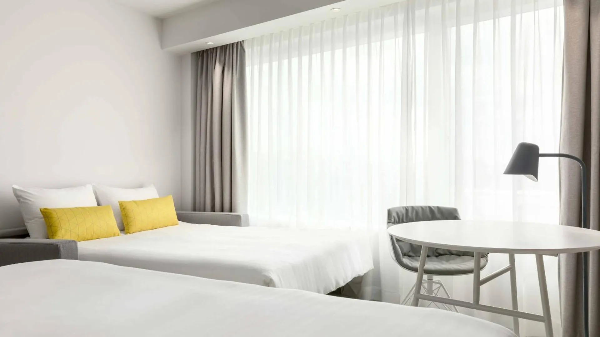 Courtyard By Marriott Paris Gare De Lyon Otel