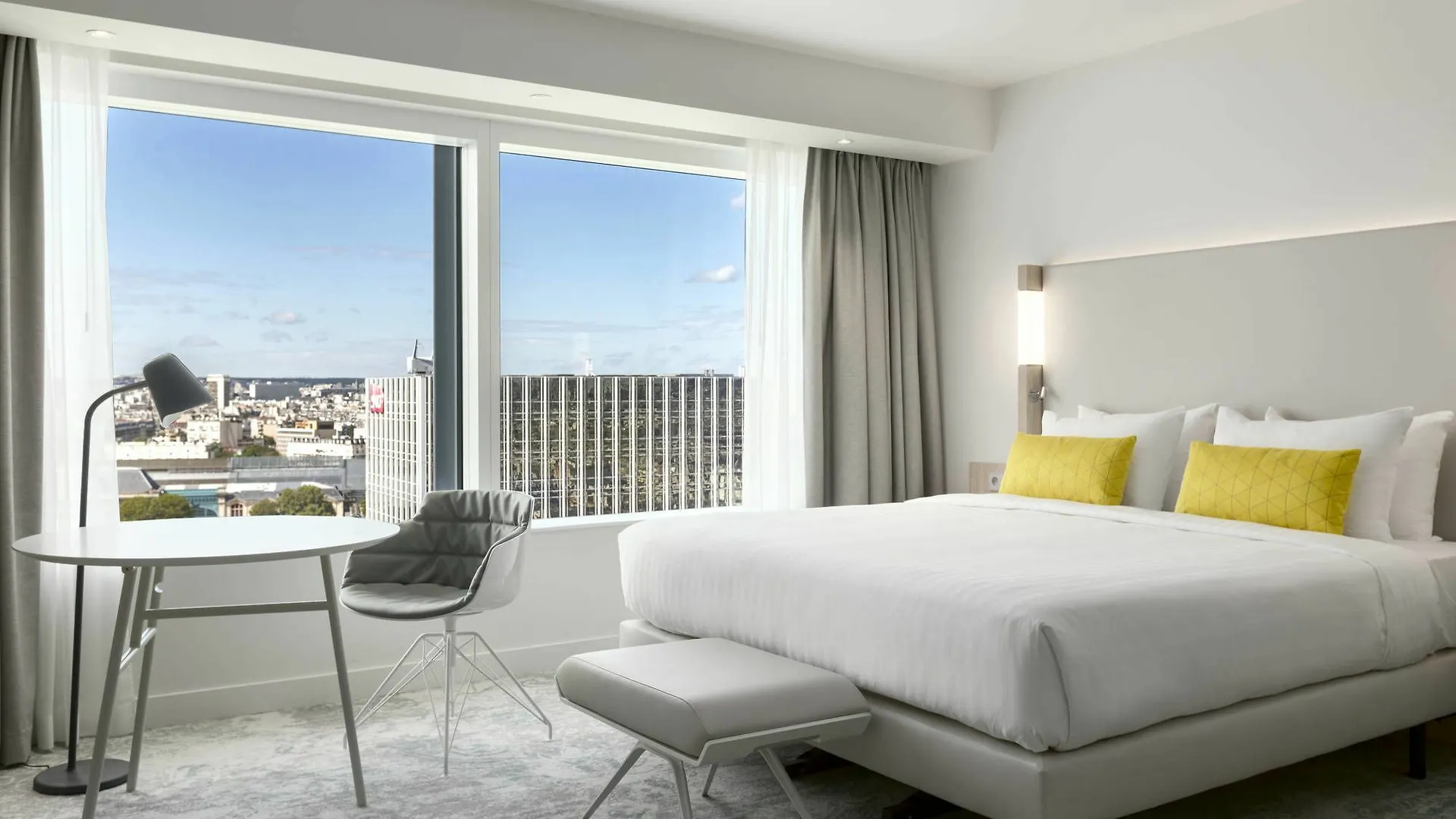 מלון Courtyard By Marriott Paris Gare De Lyon 4*,  צרפת